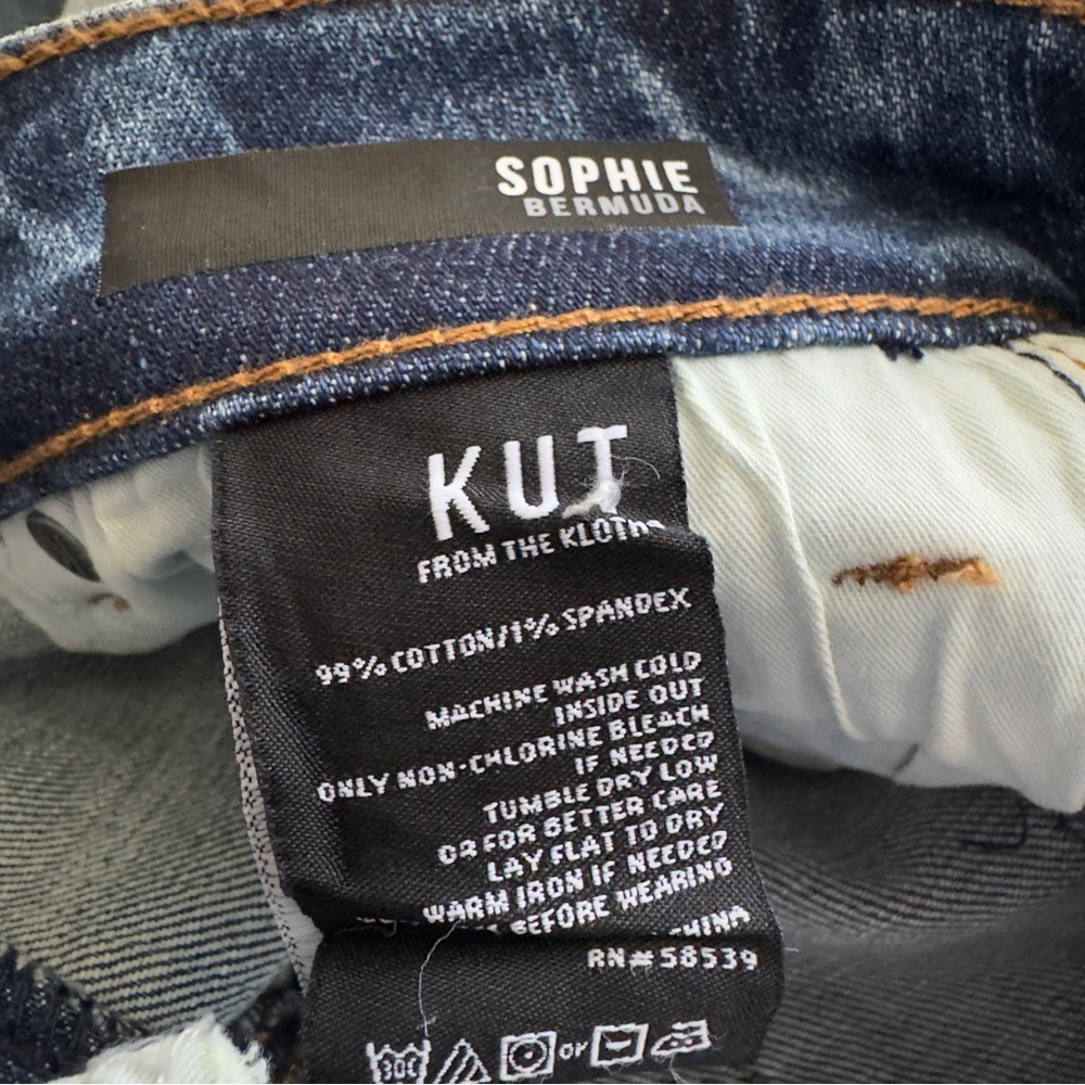 Kut from the Kloth Sophie Bermuda Frayed Hem Blue Size 0 NWT - Picture 11 of 11
